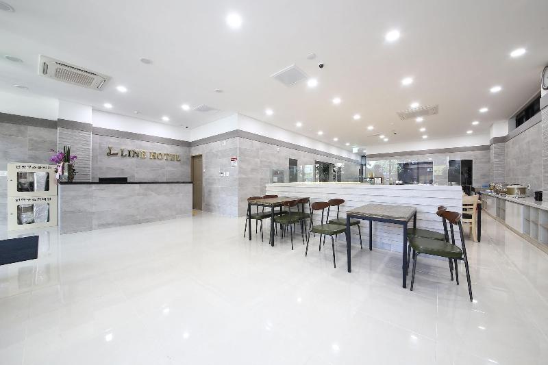 Line Hotel image