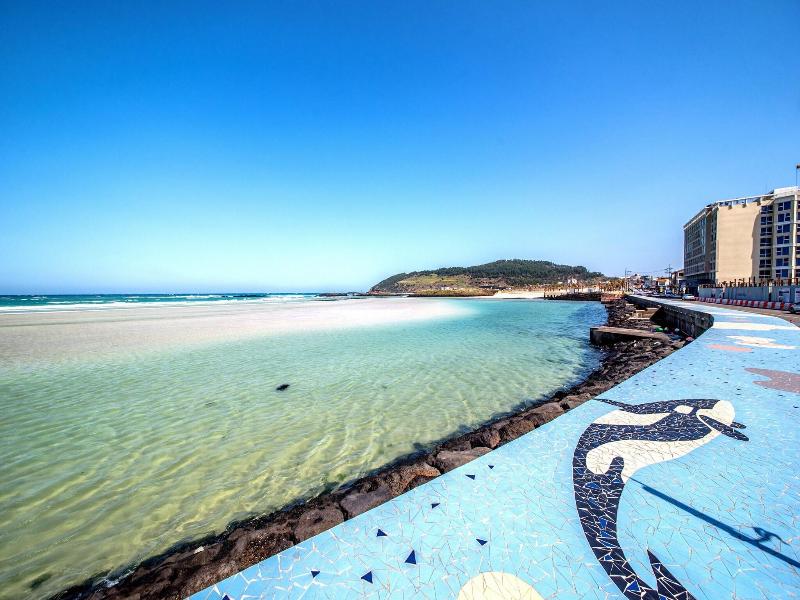 Beach Story Hotel image