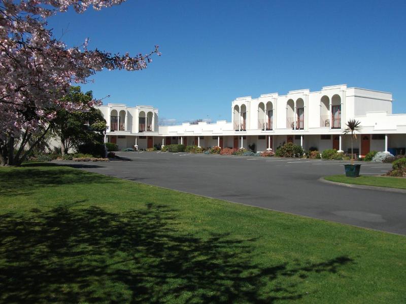 Valdez Motor Lodge image
