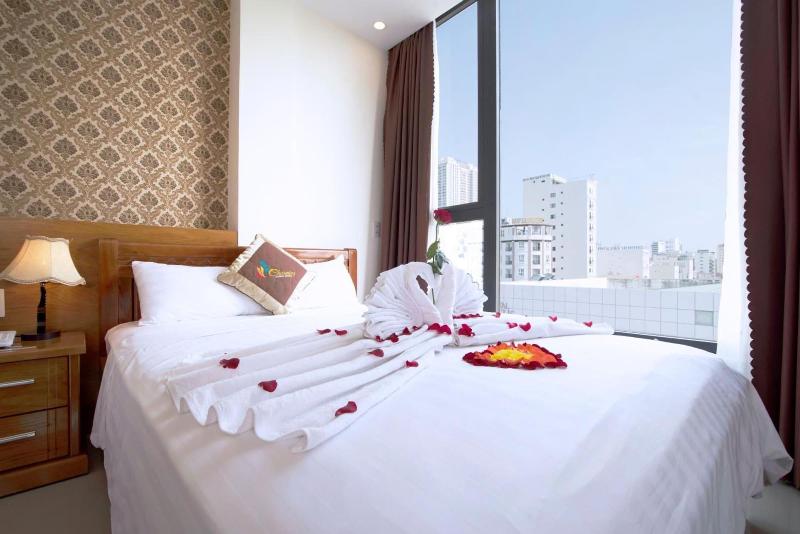 Charming Danang image