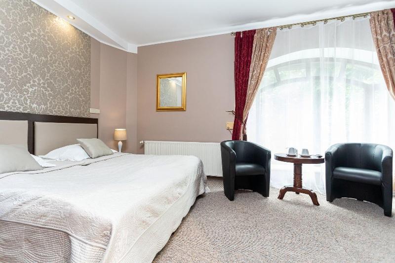 Royal Residence image