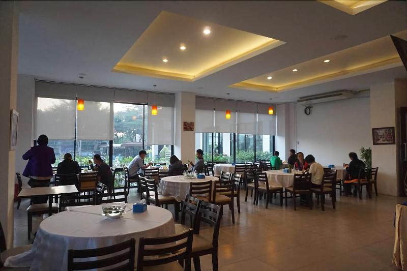 R2 Zleeping Boutique Hotel image