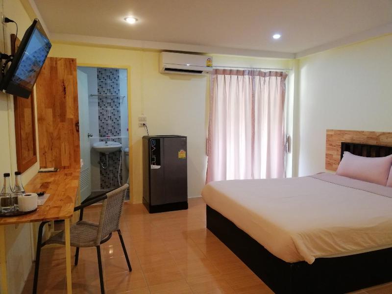 R2 Zleeping Boutique Hotel image