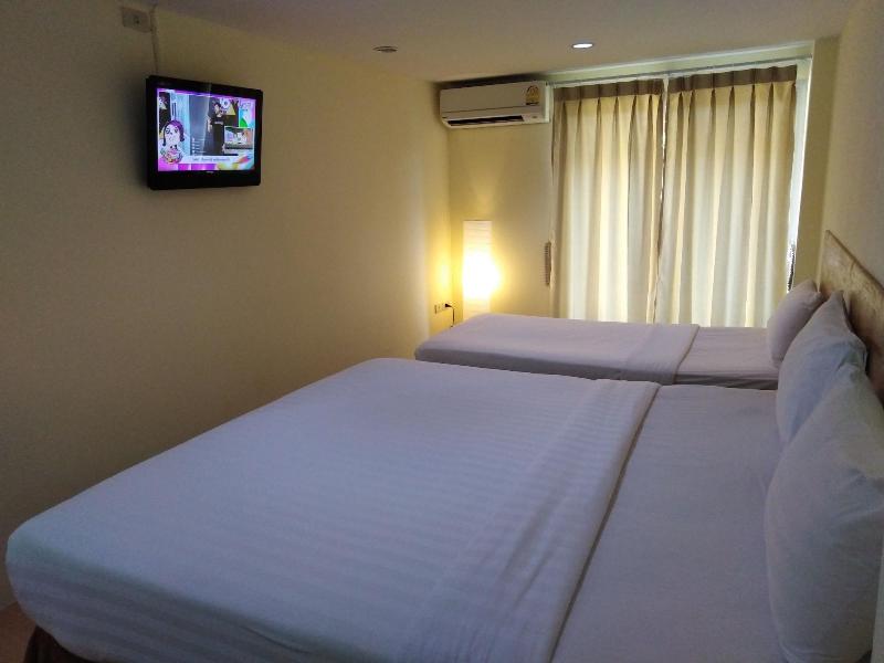 R2 Zleeping Boutique Hotel image