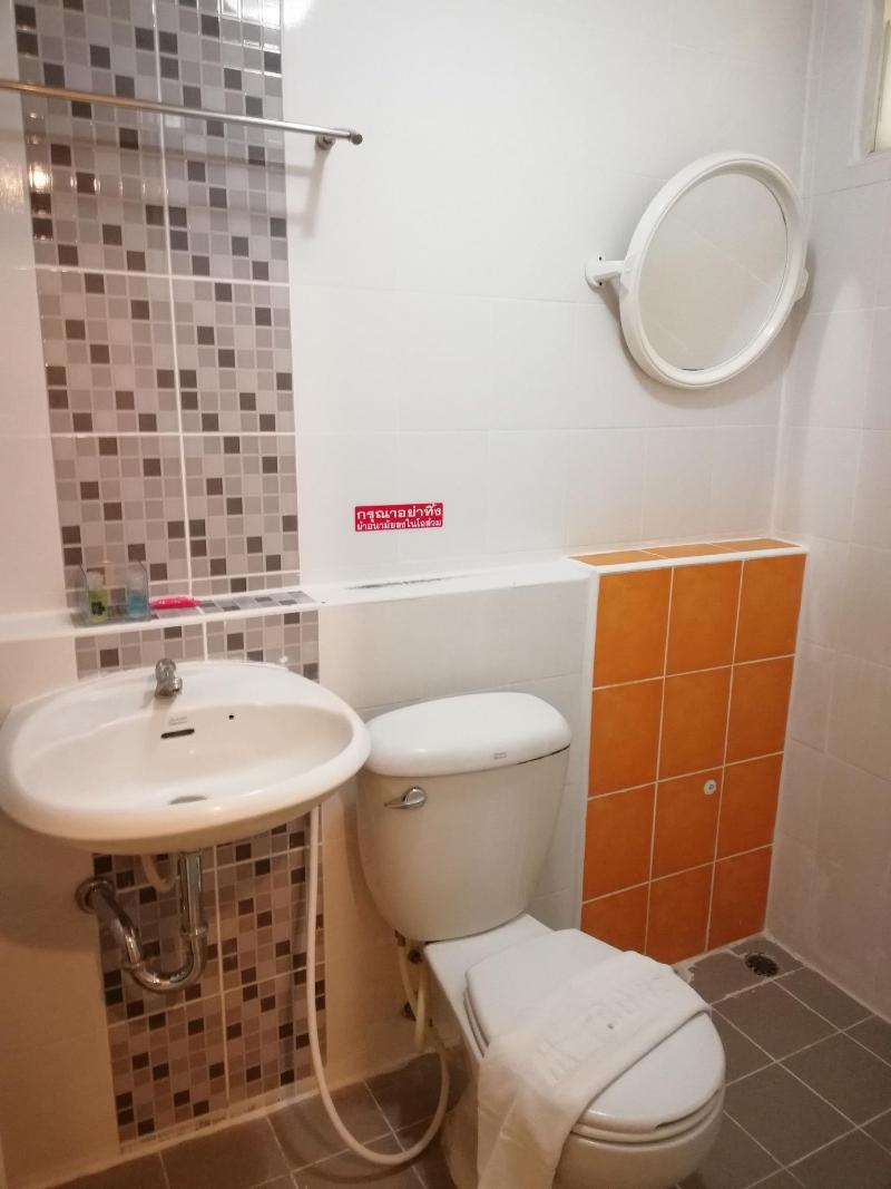 R2 Zleeping Boutique Hotel image