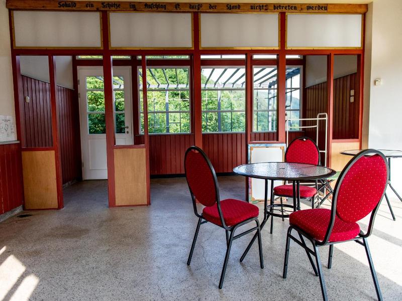 Haus des Volkes - Das Bauhaushotel image