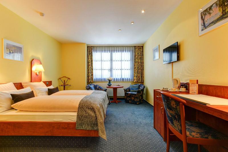 Hotel Elbinsel image