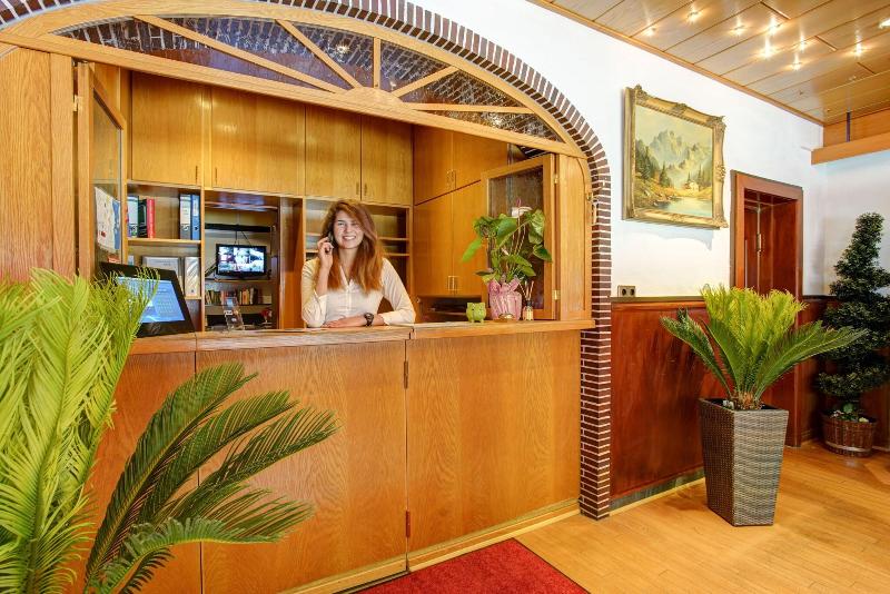 Hotel Elbinsel image