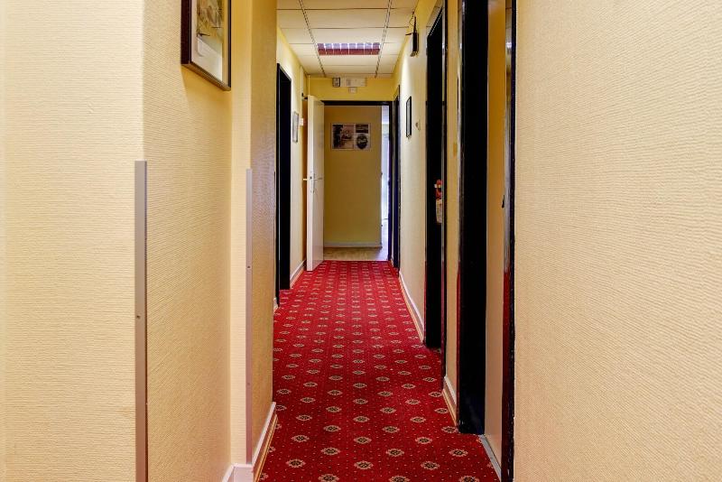 Hotel Elbinsel image