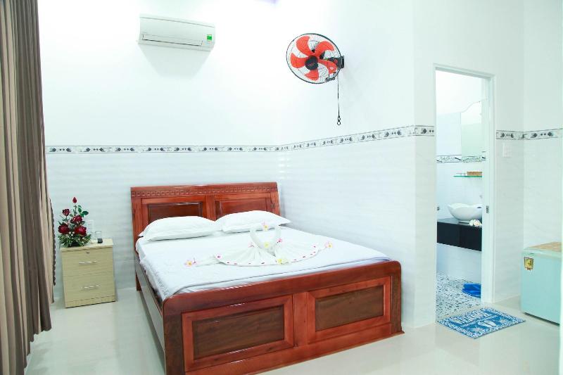 Son Tra Guest House image