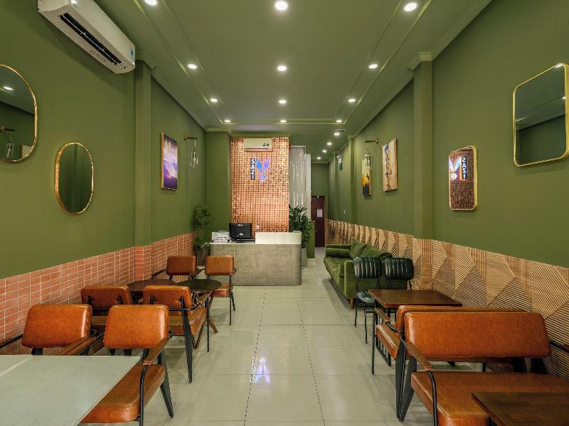 SAZI AMILA Nguyen Hue Hotel - Free Banh Mi image