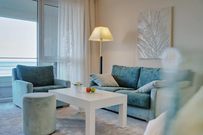 Strandhotel Dünenmeer image