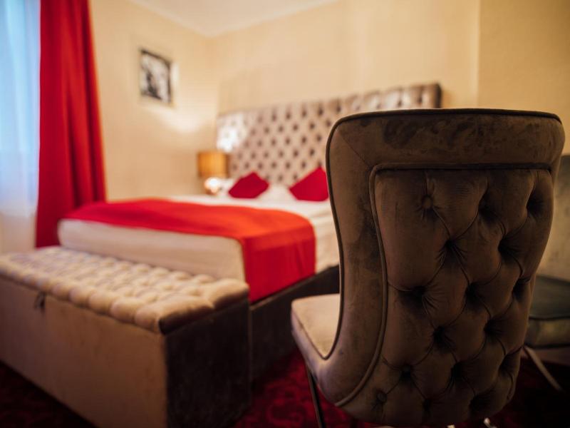 Hotel Cult Hamburg image