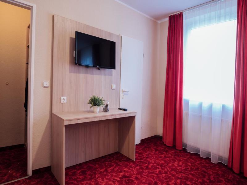 Hotel Cult Hamburg image