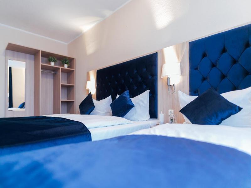 Hotel Cult Hamburg image