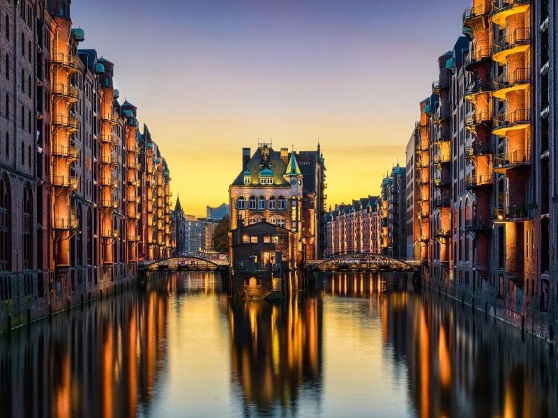 Hotel Cult Hamburg image