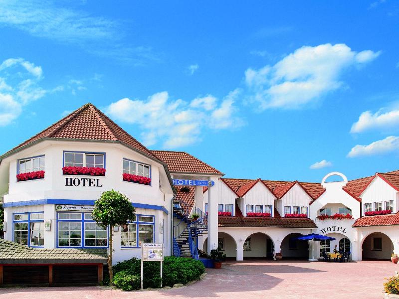Hotel Up'n Diek image