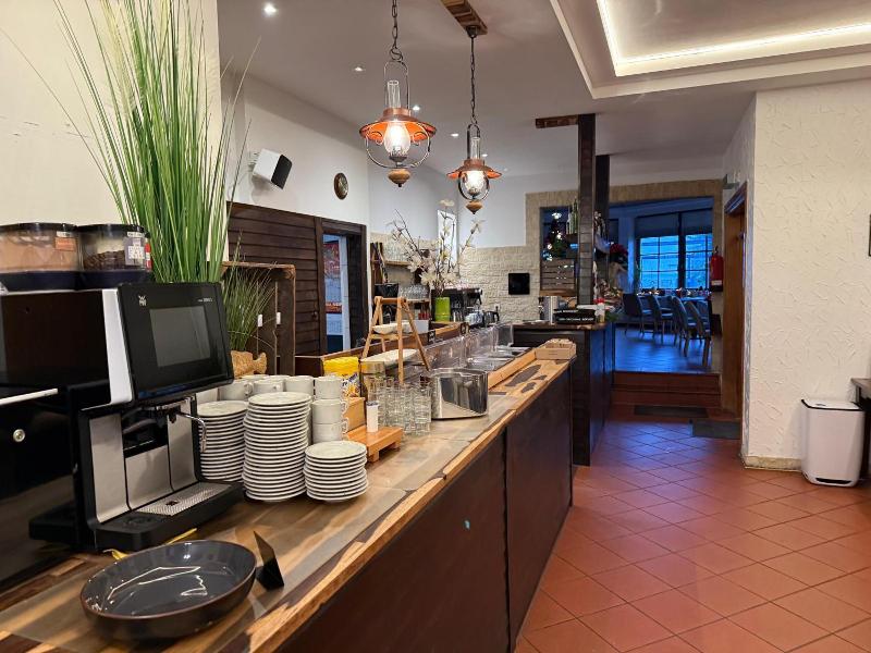Hotel Up'n Diek image