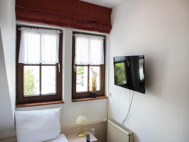 Hotel Up'n Diek image