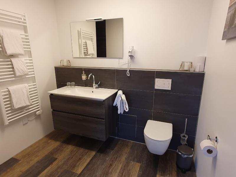 Hotel Up'n Diek image