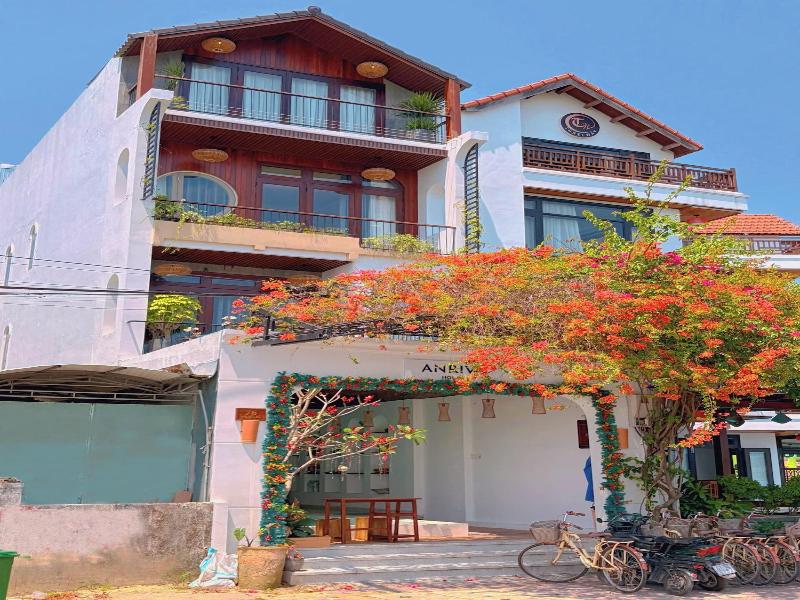 Hoa Vang Riverside Villa image