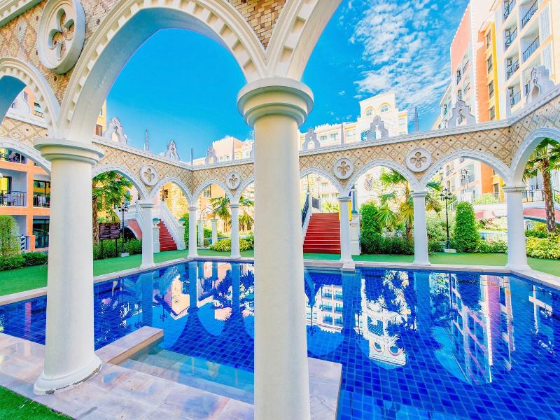Venetian Resort Pattaya image