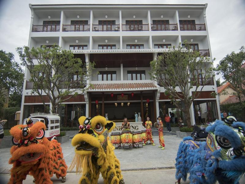 Vinh Hung Old Town Hotel image