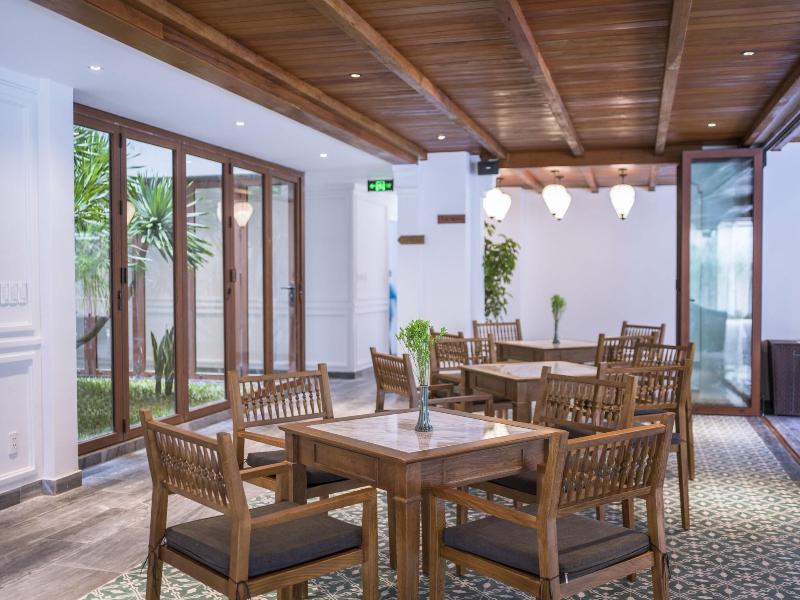 Vinh Hung Old Town Hotel image