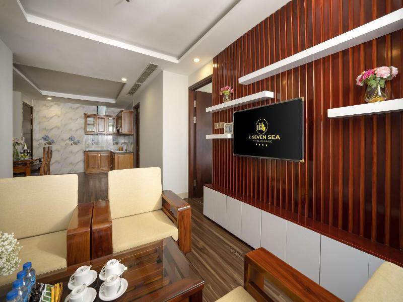 Seven Sea Hotel Da Nang image