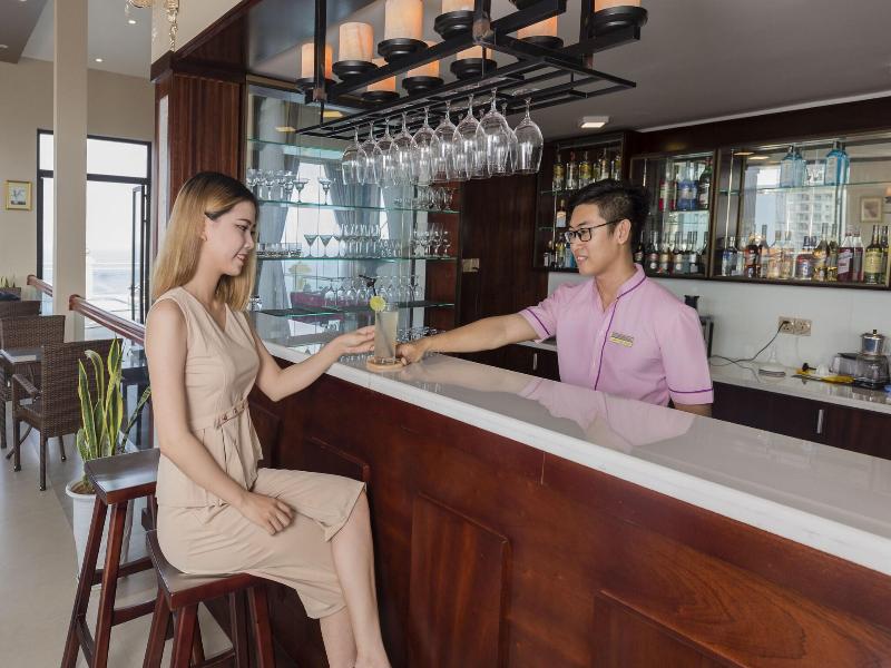 Seven Sea Hotel Da Nang image
