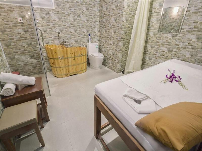 Seven Sea Hotel Da Nang image