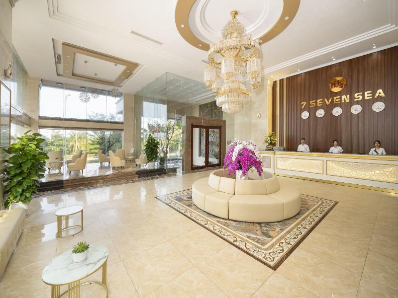 Seven Sea Hotel Da Nang image