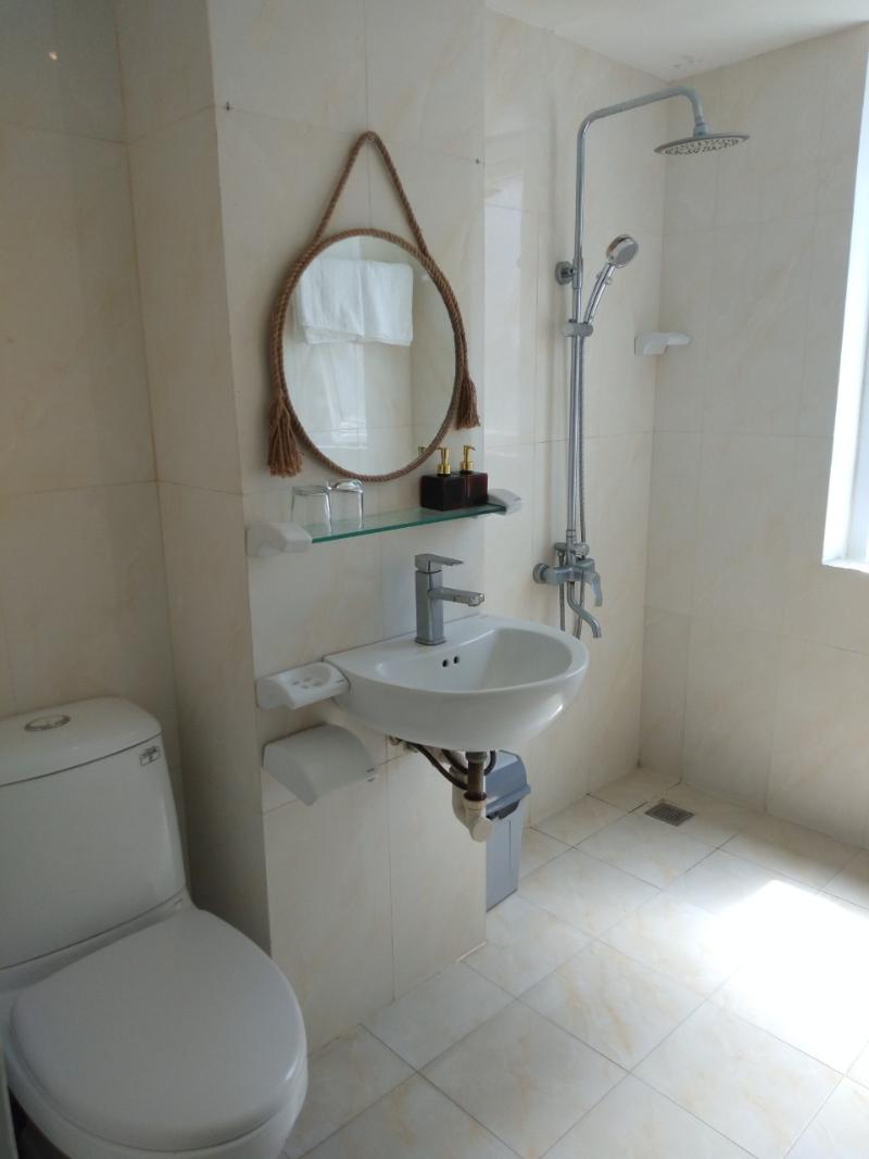 Capital O 1167 Haya Hotel image