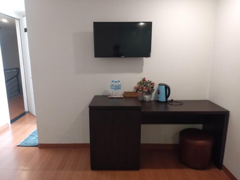Capital O 1167 Haya Hotel image