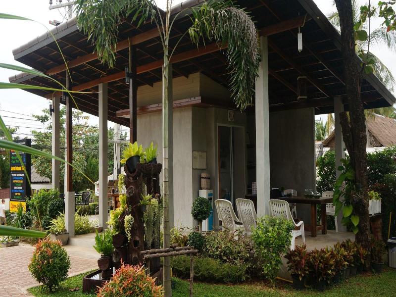 Lanta Intanin Resort