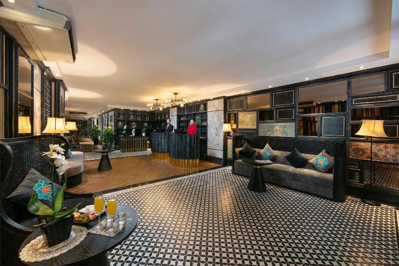Shining Central Hotel & Spa image