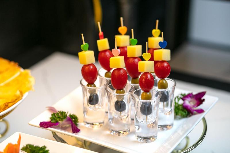 Shining Central Hotel & Spa image