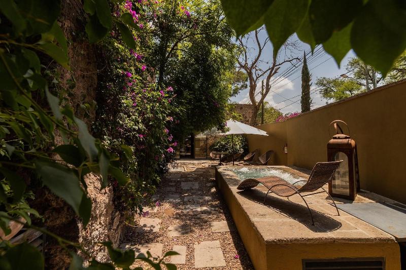 Collection O Hacienda El Salitre image
