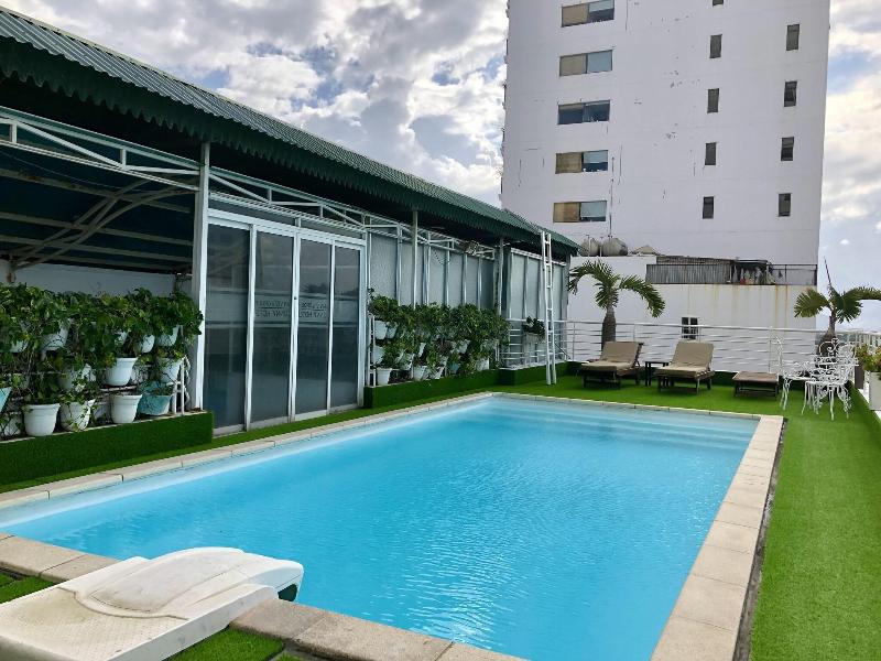 Sunny Hotel image
