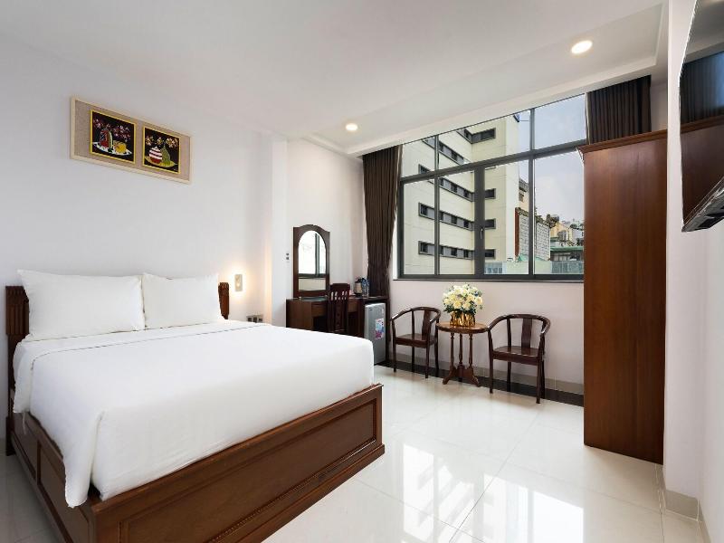 Hoang Hotel