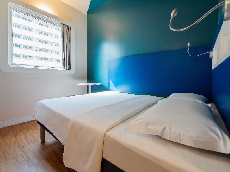 Ibis Budget Santos Gonzaga image