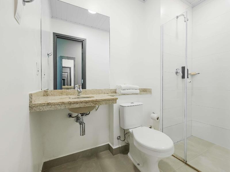 Ibis Budget Santos Gonzaga image