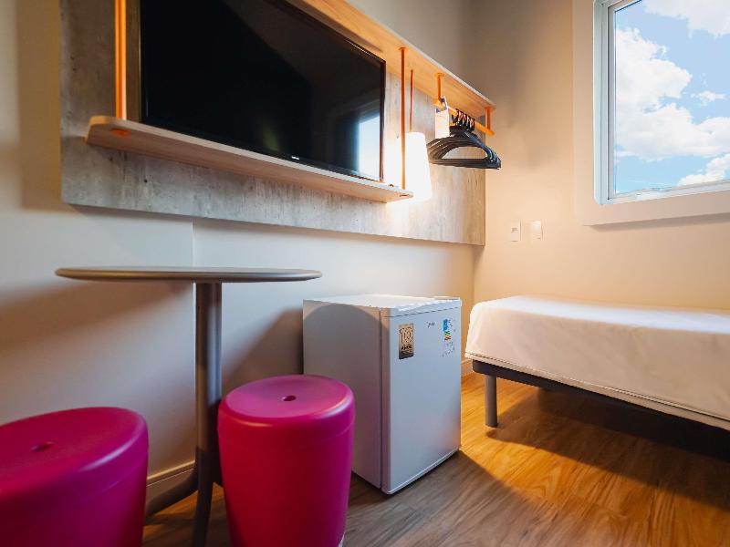 Ibis Budget Santos Gonzaga image