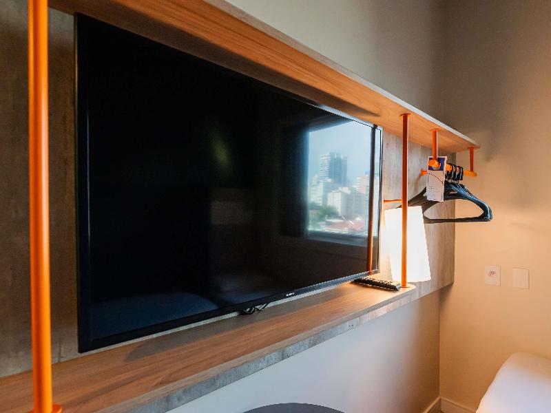 Ibis Budget Santos Gonzaga image