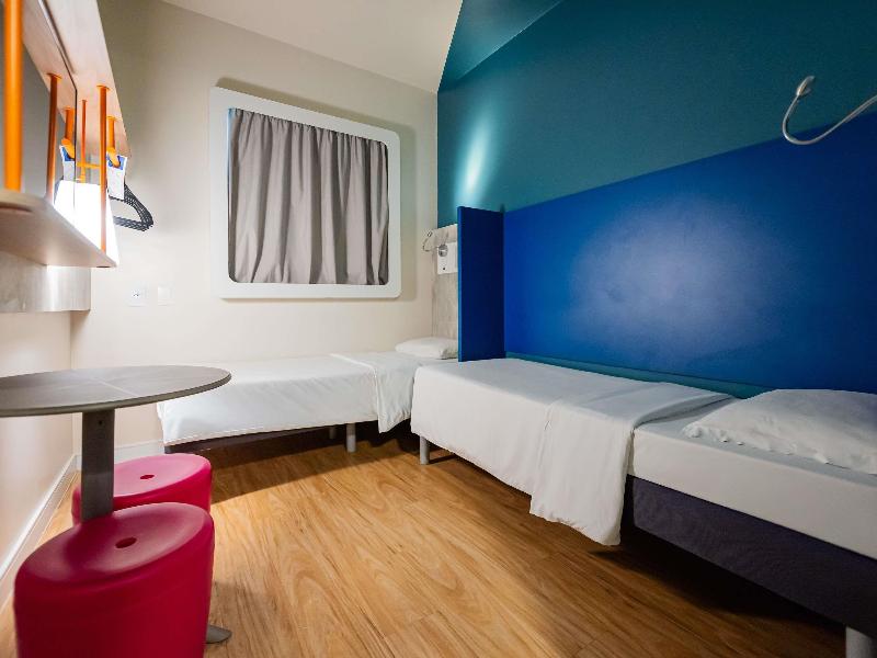 Ibis Budget Santos Gonzaga image
