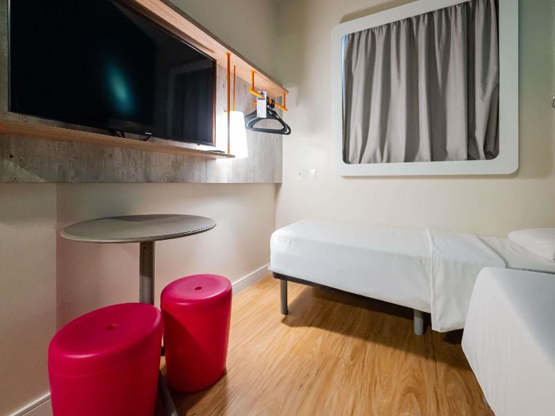 Ibis Budget Santos Gonzaga image