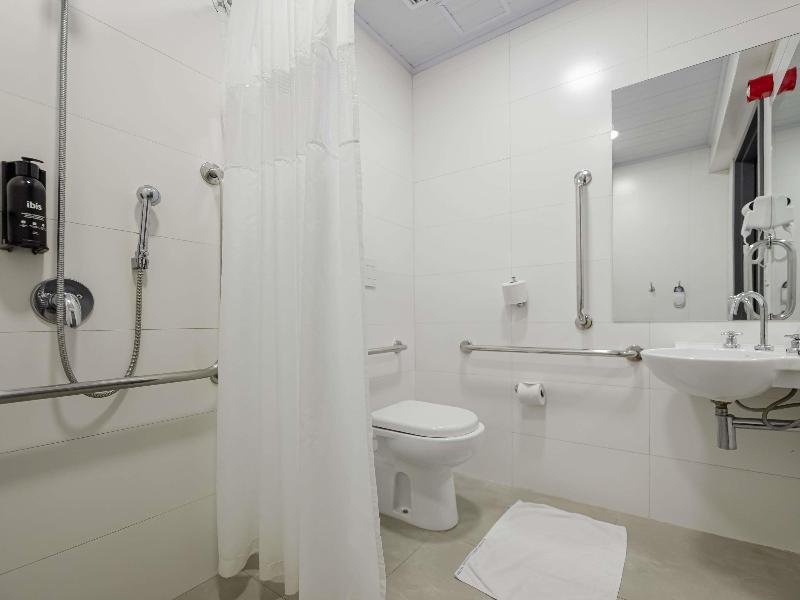 Ibis Budget Santos Gonzaga image