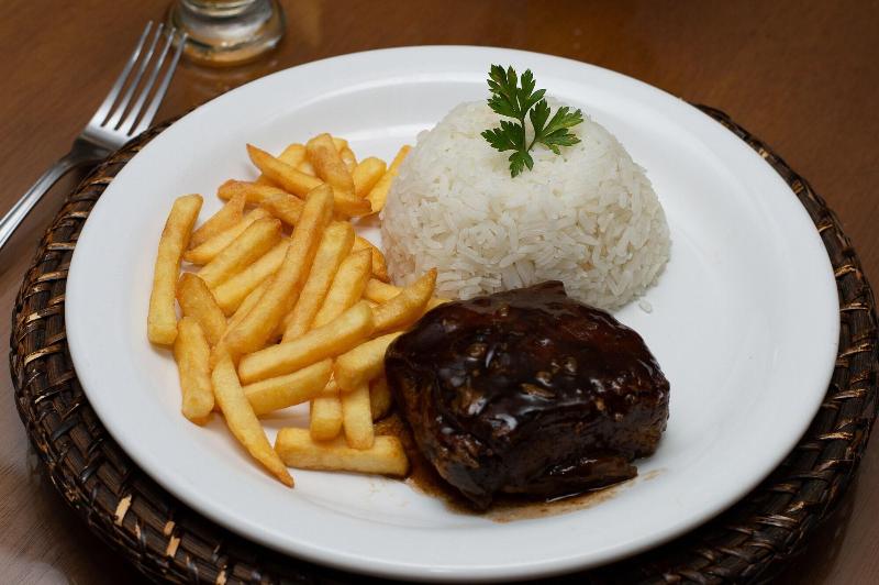 Class Hotel Rio Claro image