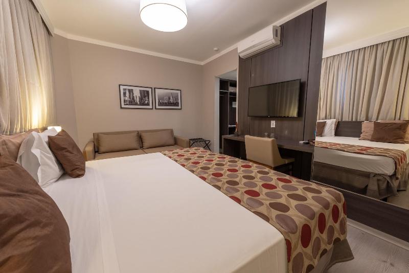 Class Hotel Rio Claro image