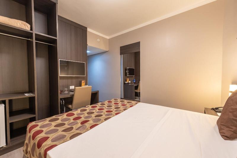 Class Hotel Rio Claro image